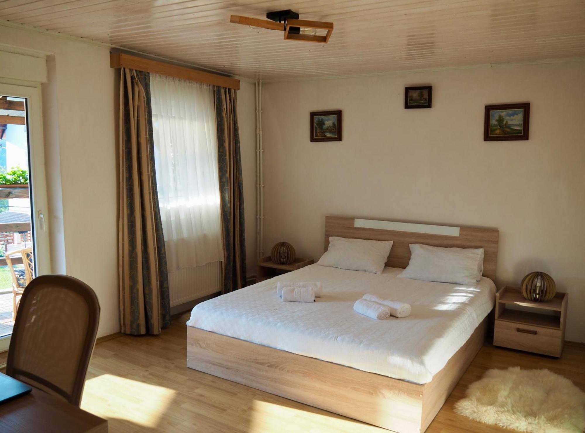 Holiday House Văliug Екстериор снимка