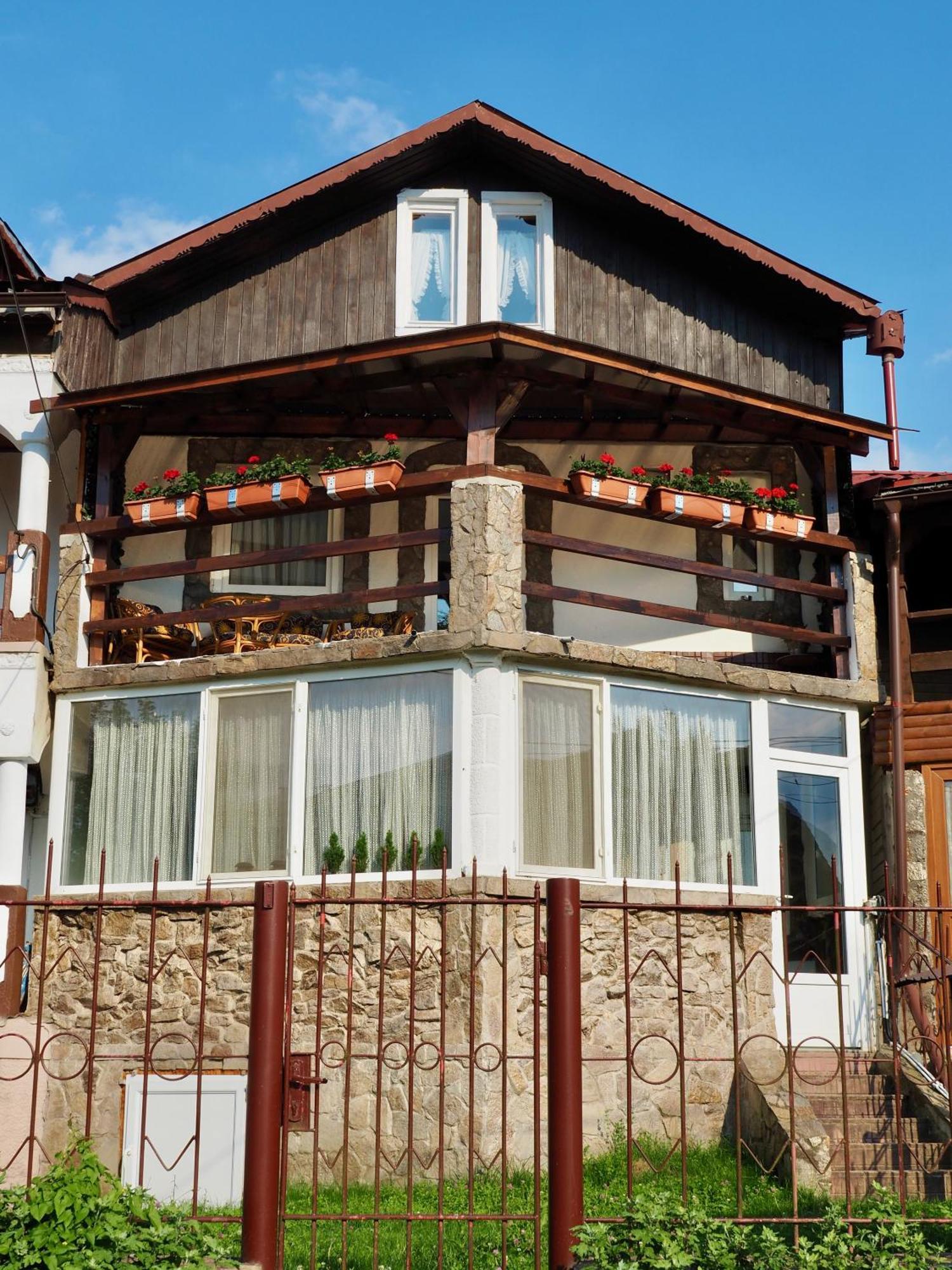 Holiday House Văliug Екстериор снимка
